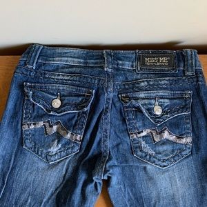 Straight Leg Miss Me jeans